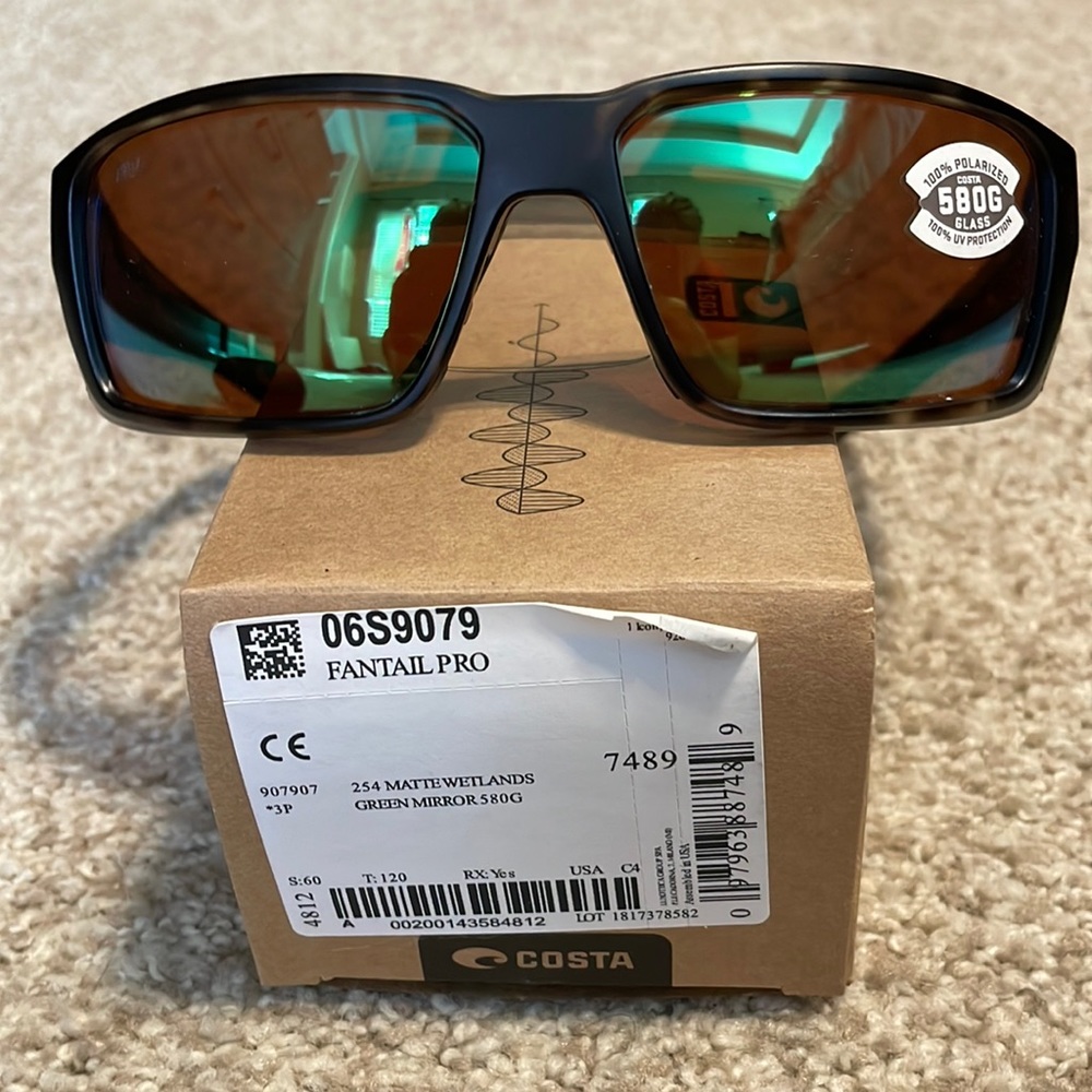 BNIB Costa Del Mar Fantail Pro sunglasses